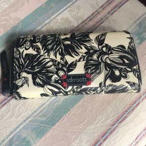 Sakroots Zip Wallet